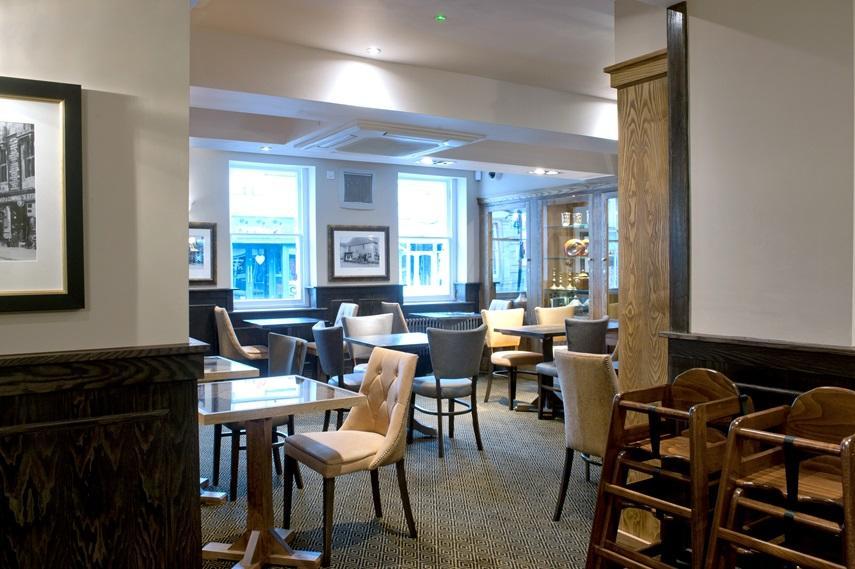 The Bath Arms Wetherspoon Hotel Warminster Bagian luar foto