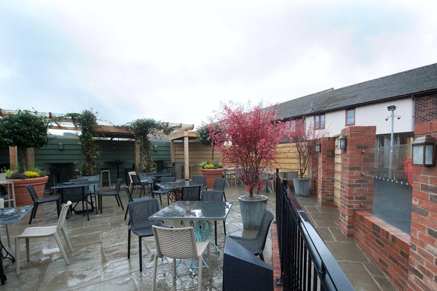 The Bath Arms Wetherspoon Hotel Warminster Bagian luar foto