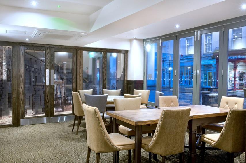 The Bath Arms Wetherspoon Hotel Warminster Bagian luar foto