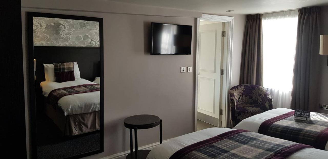 The Bath Arms Wetherspoon Hotel Warminster Bagian luar foto